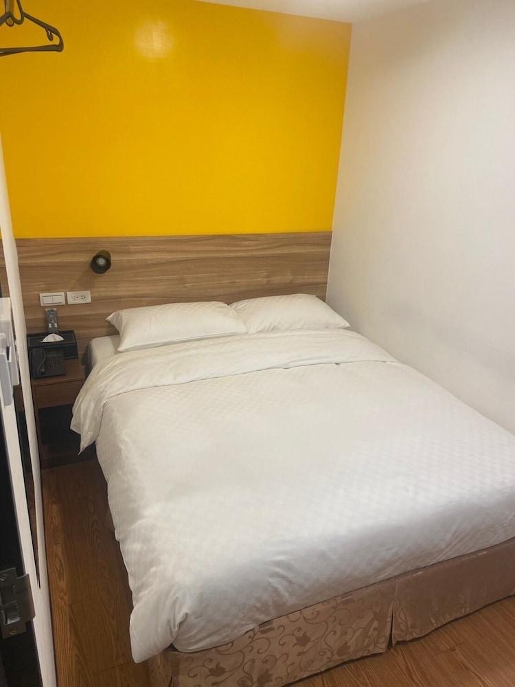 Economy Double Room, No Windows