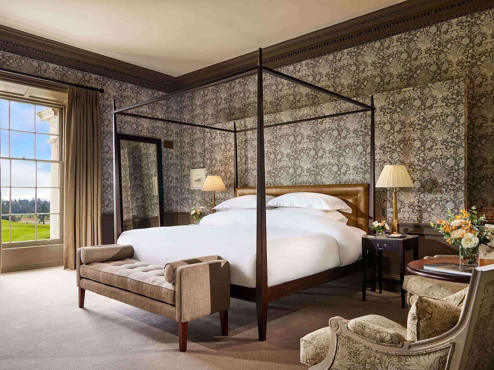 Fairmont Presidential Suite