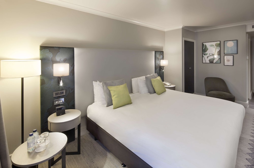 Room, 1 Queen Bed photo 2