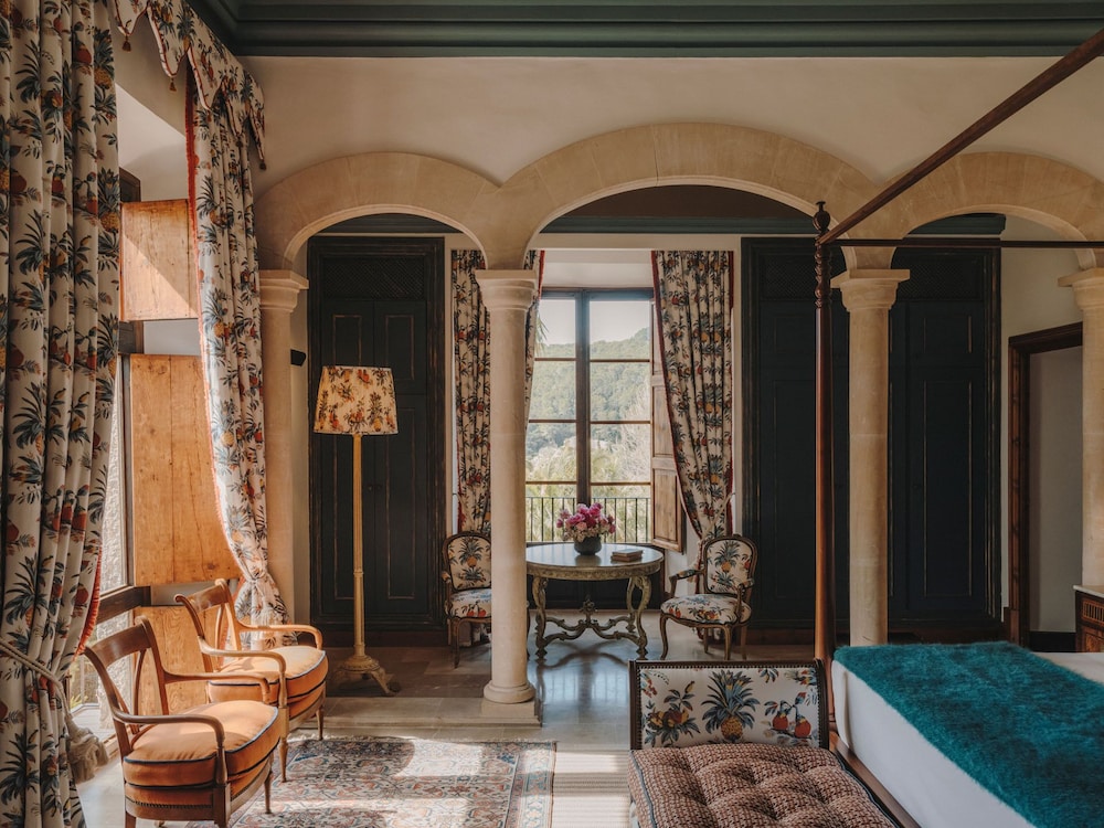 Gran Suite (Maria de Nápoles)