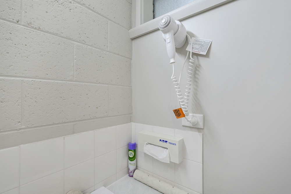 Standard Double or Twin Room, Non Smoking, Kitchenette, photo 6