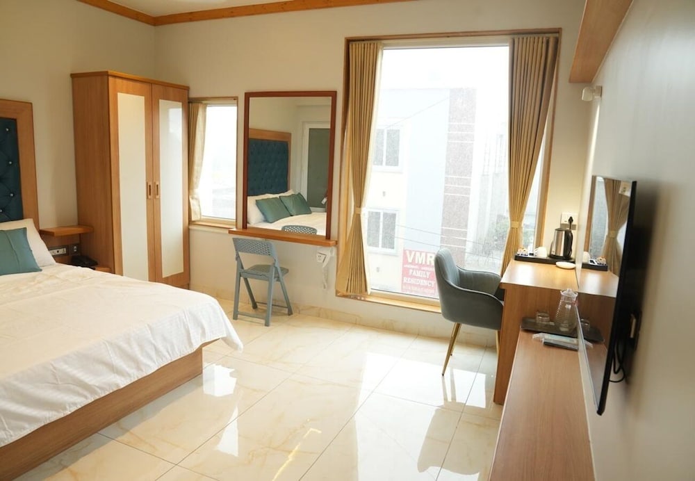 Executive Room