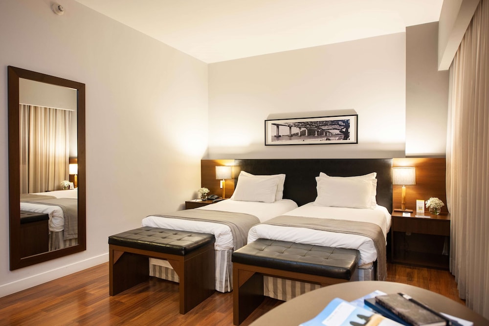 Deluxe Room, 2 Twin Beds - Photo 6