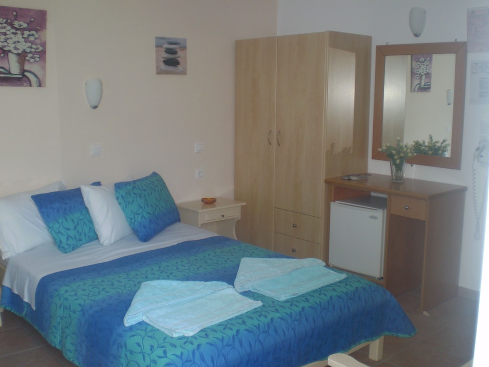 Standard Room photo 2