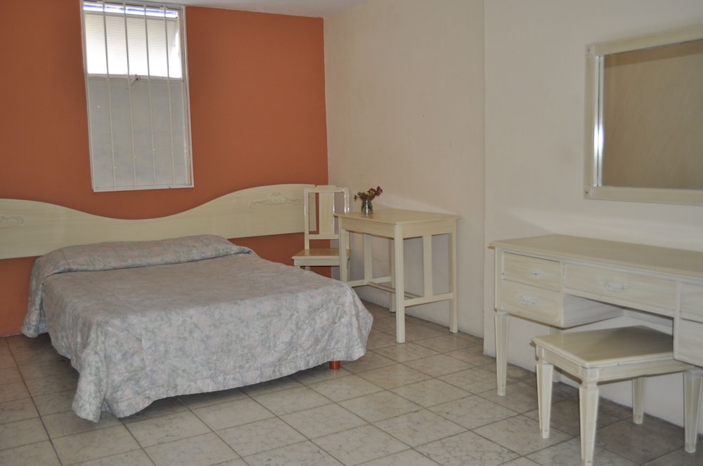 Standard Room photo 2