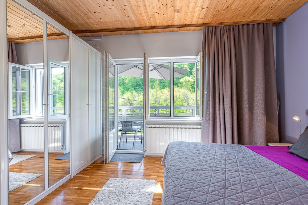 Family House, 1 Bedroom, Mountainside (Vacation Home Jakop Hof With Hot Tub) photo 2