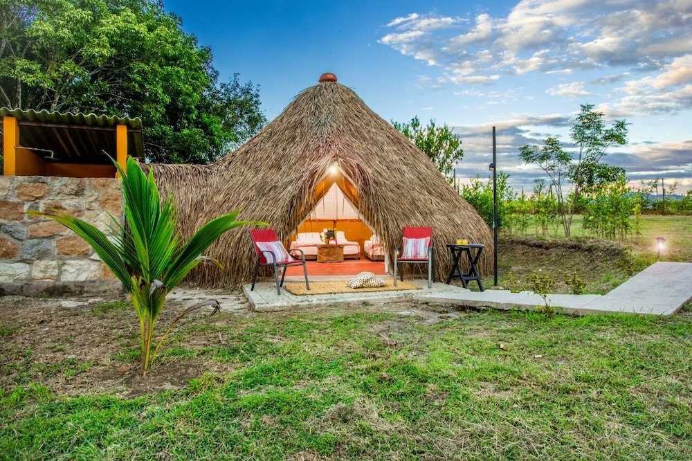 Bungalous photo 1