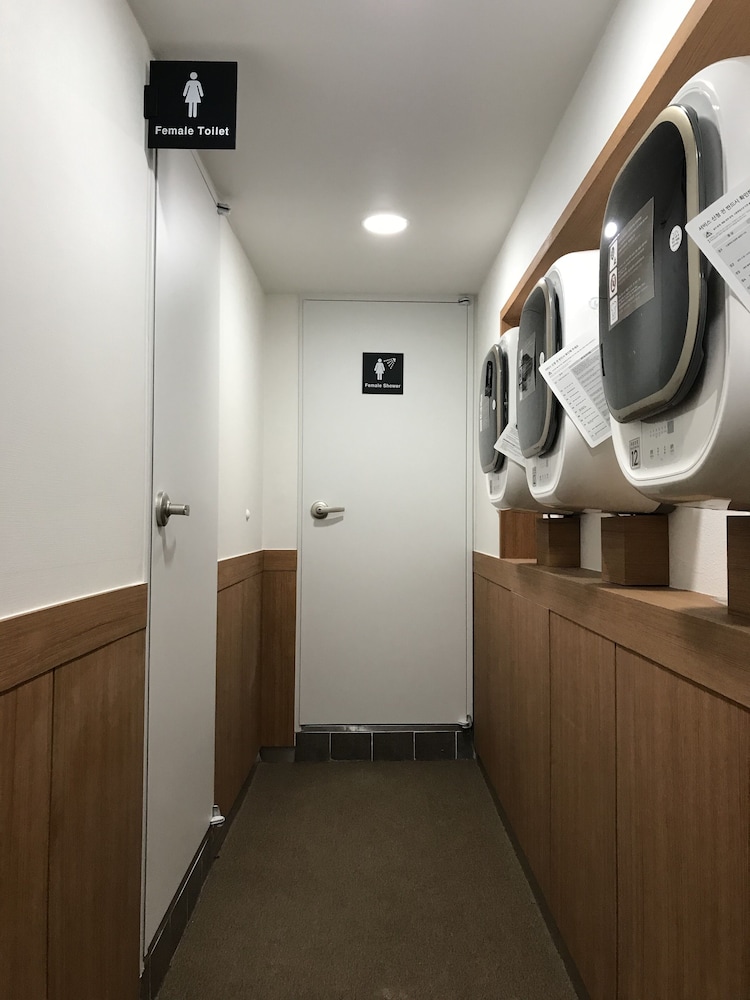 Shared Dormitory, Women only, No Windows (6 persons, Shared Bathroom Outside) photo 3
