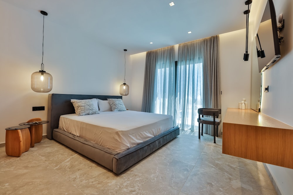 Grand Studio Suite, 1 Bedroom, Private Pool, Sea View