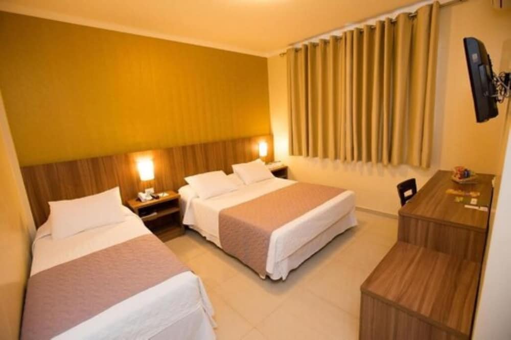 Luxury Double and Single Bed photo 2