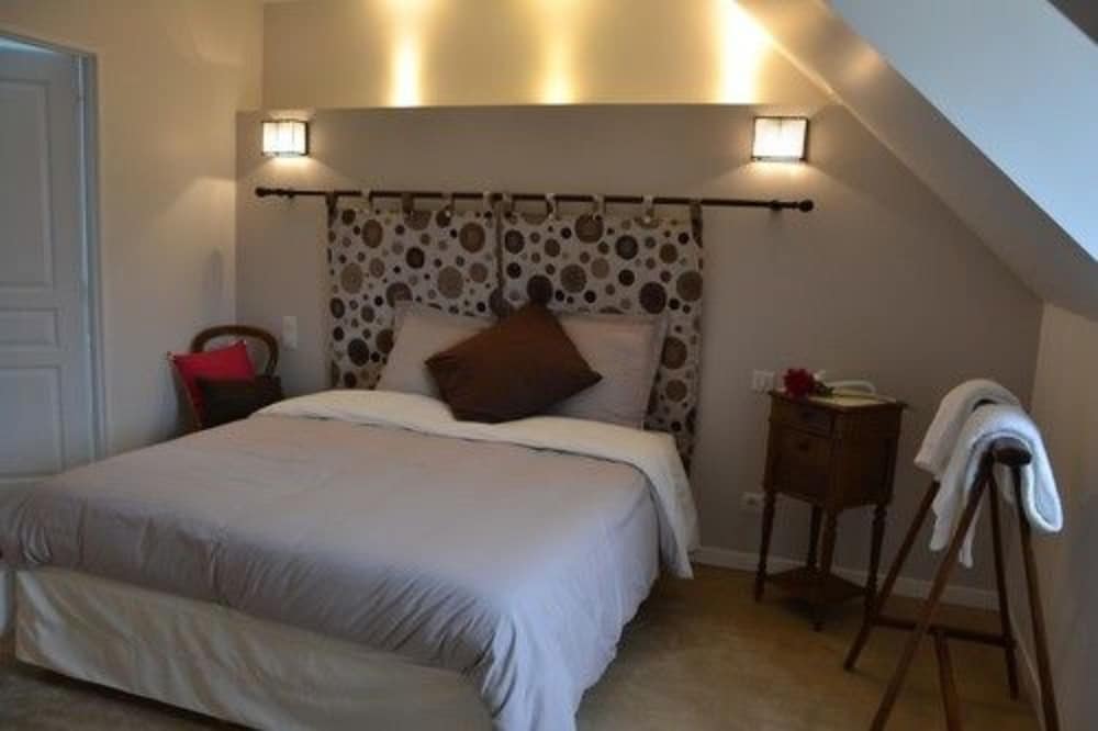 Room (Madeleine) photo 1