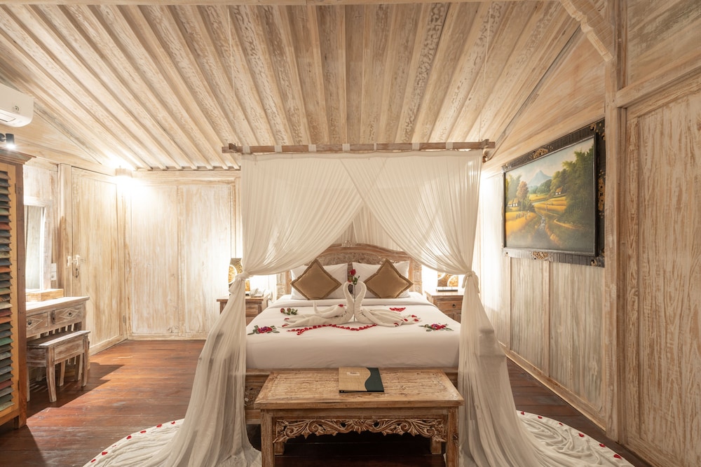 Deluxe Room, 1 King Bed, Non Smoking, Resort View