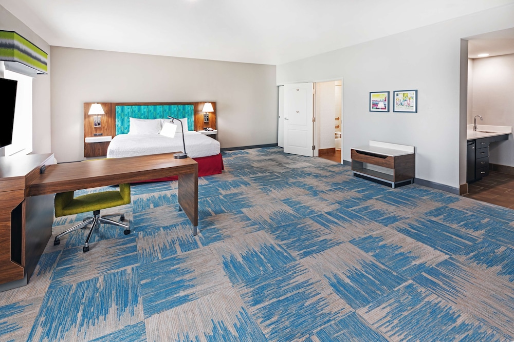 Hampton Inn and Suites Houston Heights I-10, Photo 2