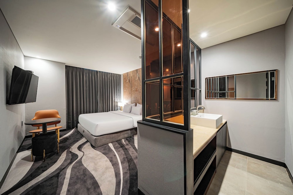 Premium Double Room photo 2