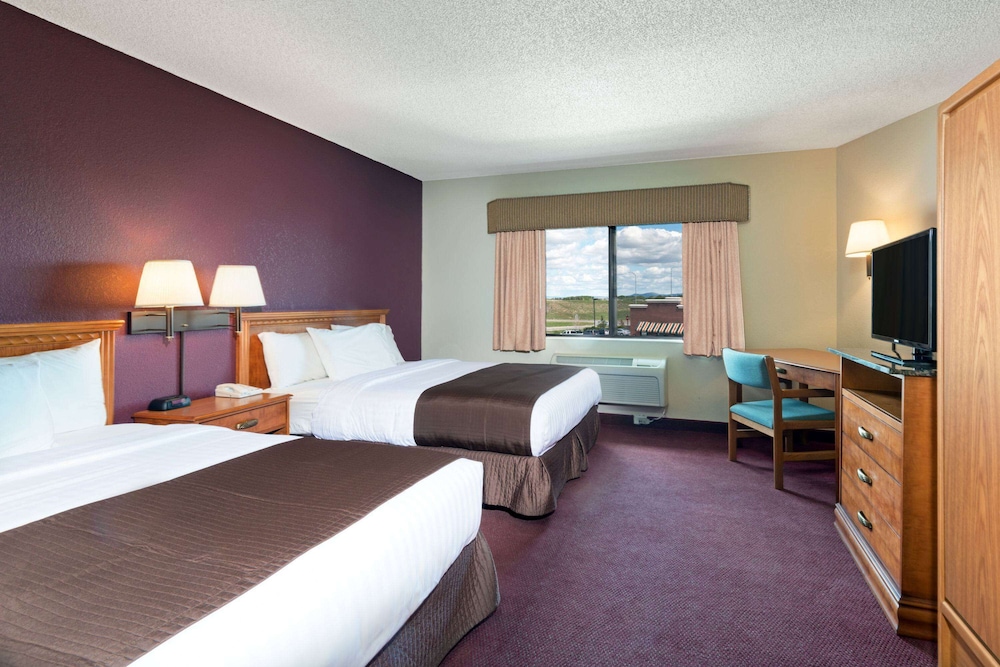 Room, 2 Queen Beds, Accessible, Non Smoking