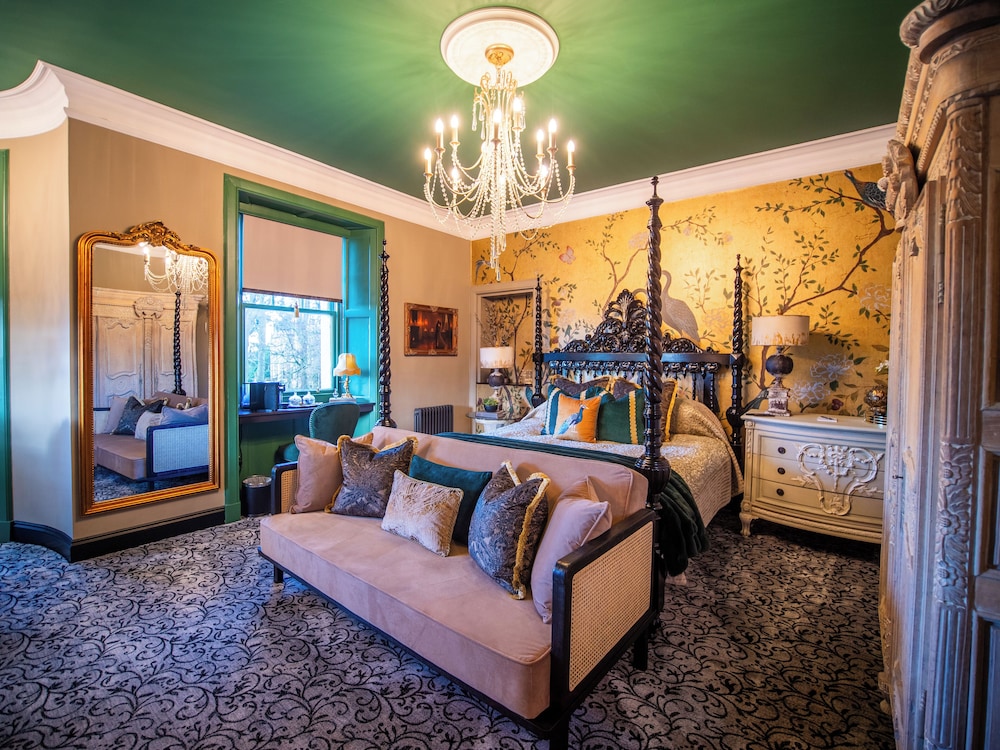 Breagha Suite