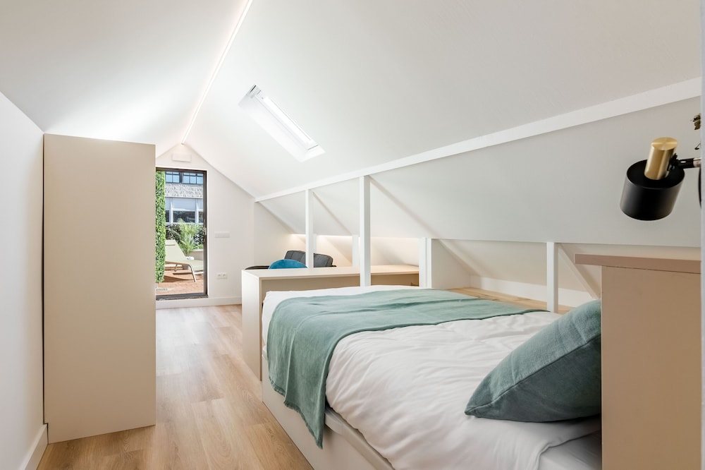 Deluxe Single Room