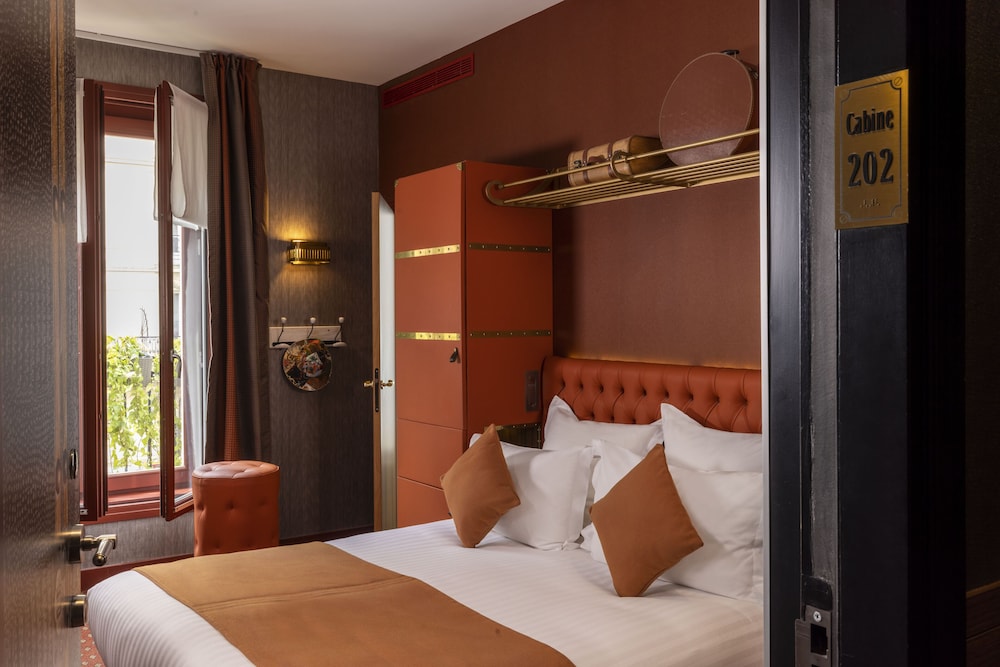 Superior Room with Balcony