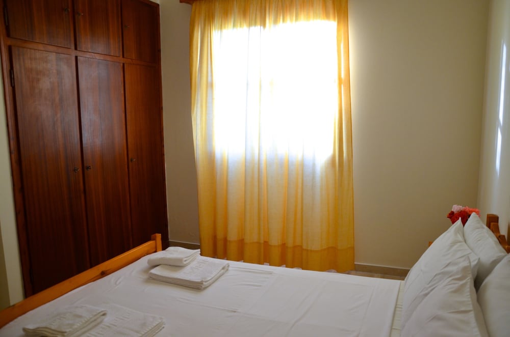 Apartment (1)