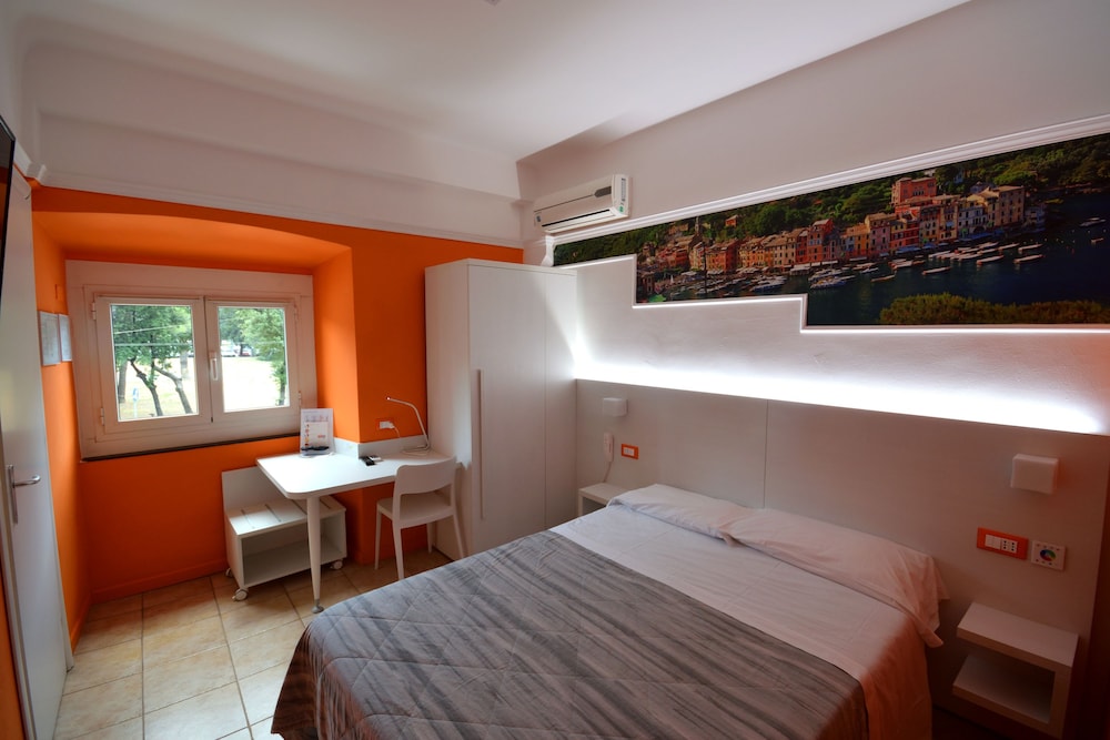 Basic Double Room, 1 Double Bed photo 1