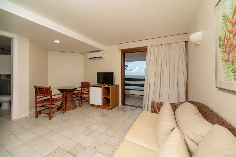 Deluxe Triple Room, Multiple Beds, Sea View thumbnail 5