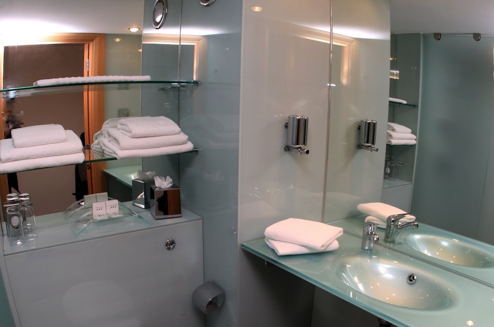 Double Room - Photo 4