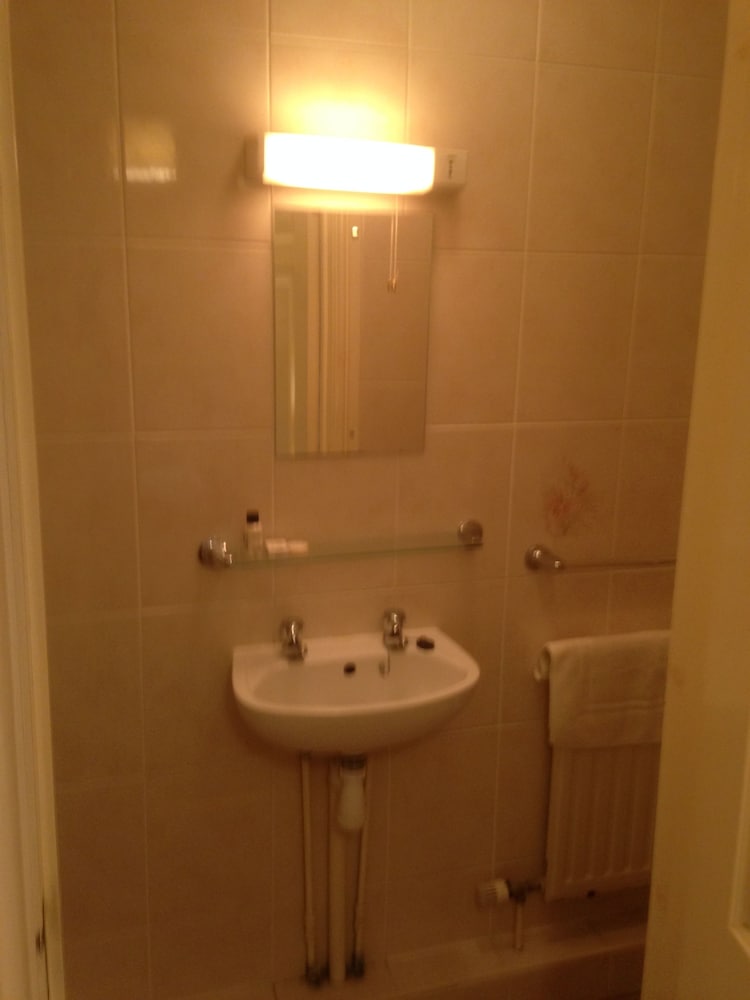 Double Room (Room 7)