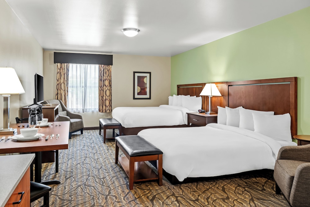 Comfort Studio Suite, 2 Queen Beds, Mobility Accessible photo 1