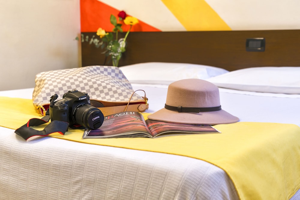 Premium Double or Twin Room - Photo 3