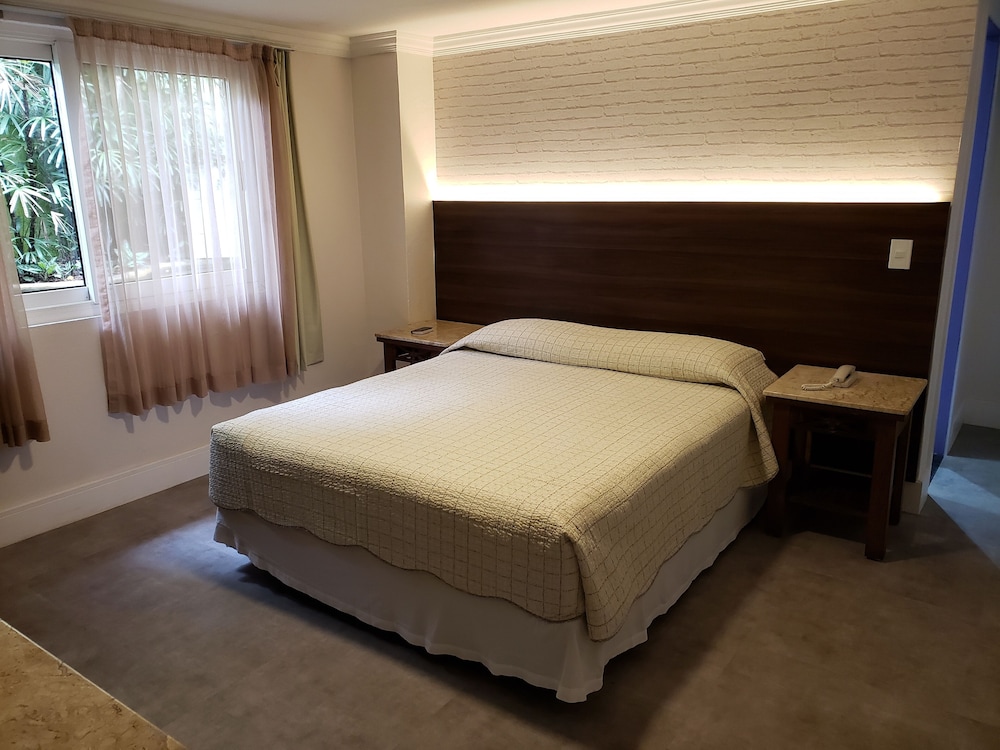 Classic Triple Room photo 1