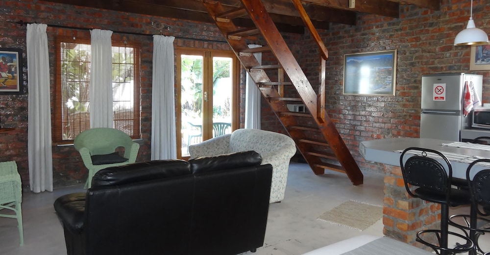 Family Bungalow photo 3