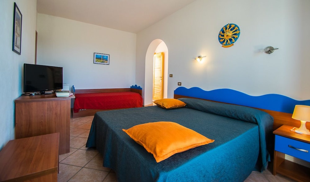 Triple Room