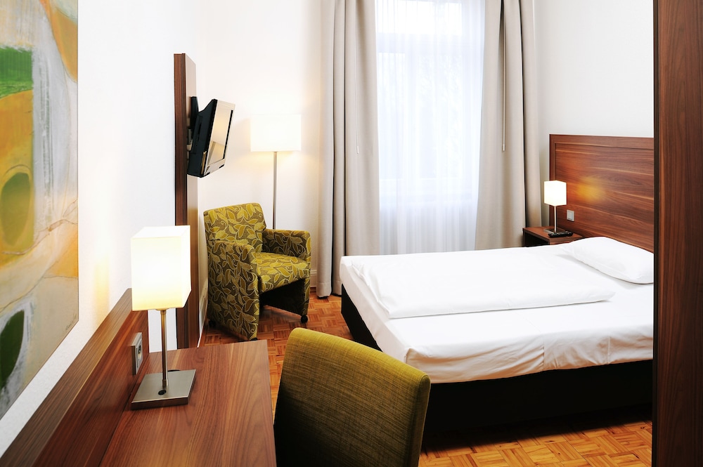 Double Room Single Use photo 2