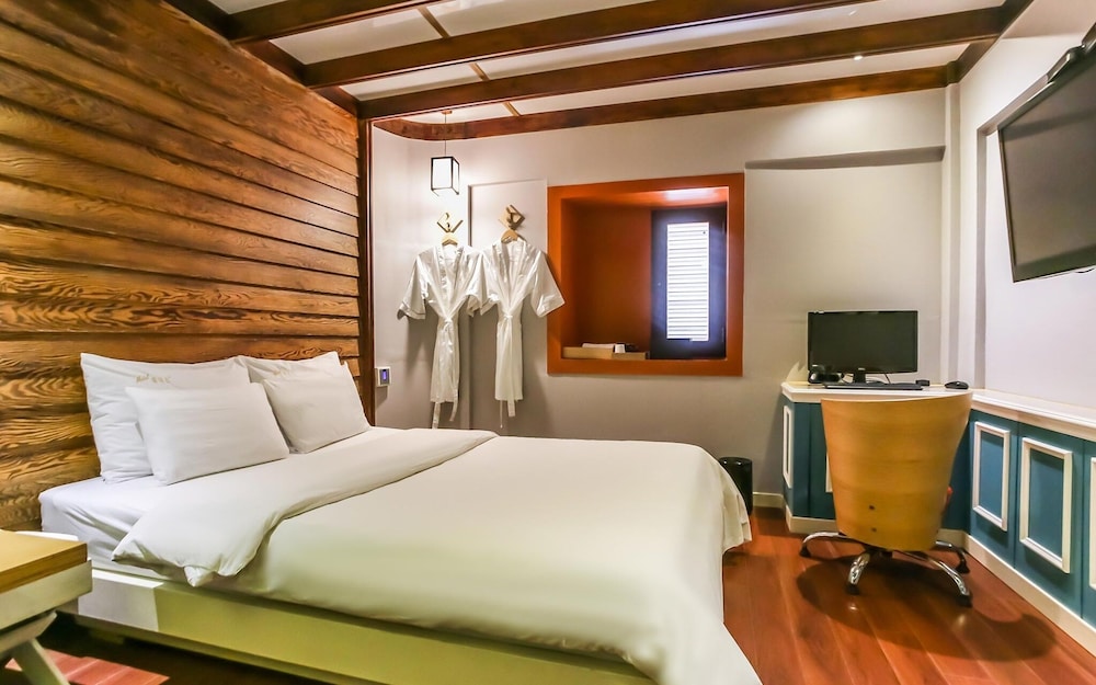 Room (Winners 2 (Standard Room)) photo 2
