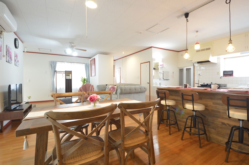 Private Vacation Home - Photo 14