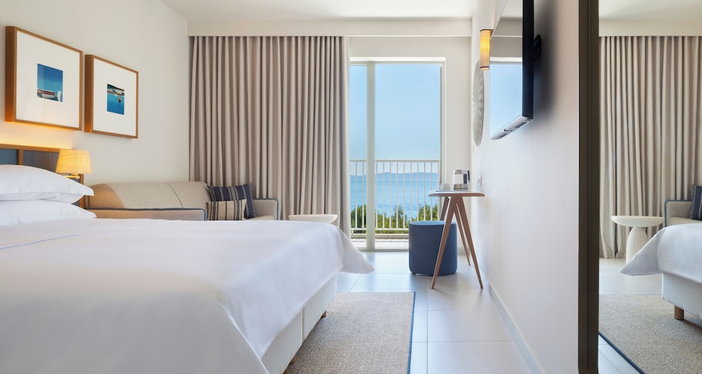 Superior Double Room, Balcony, Sea Facing - Photo 1