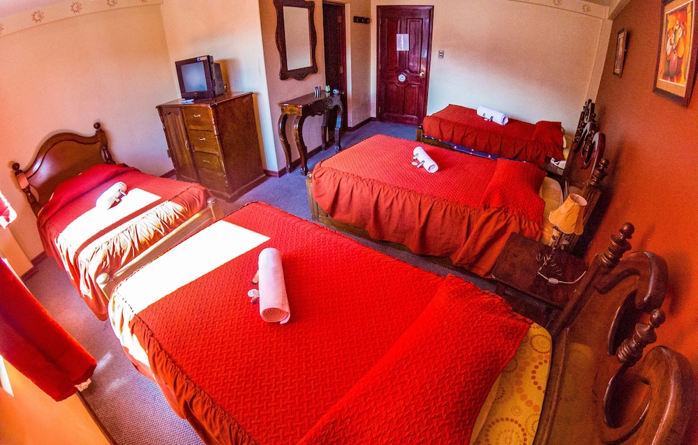 Standard Quadruple Room, Multiple Beds photo 1