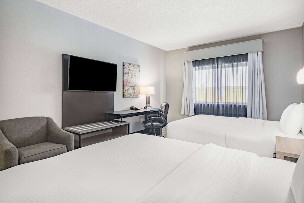 Room, 2 Queen Beds, Non Smoking - Photo 3
