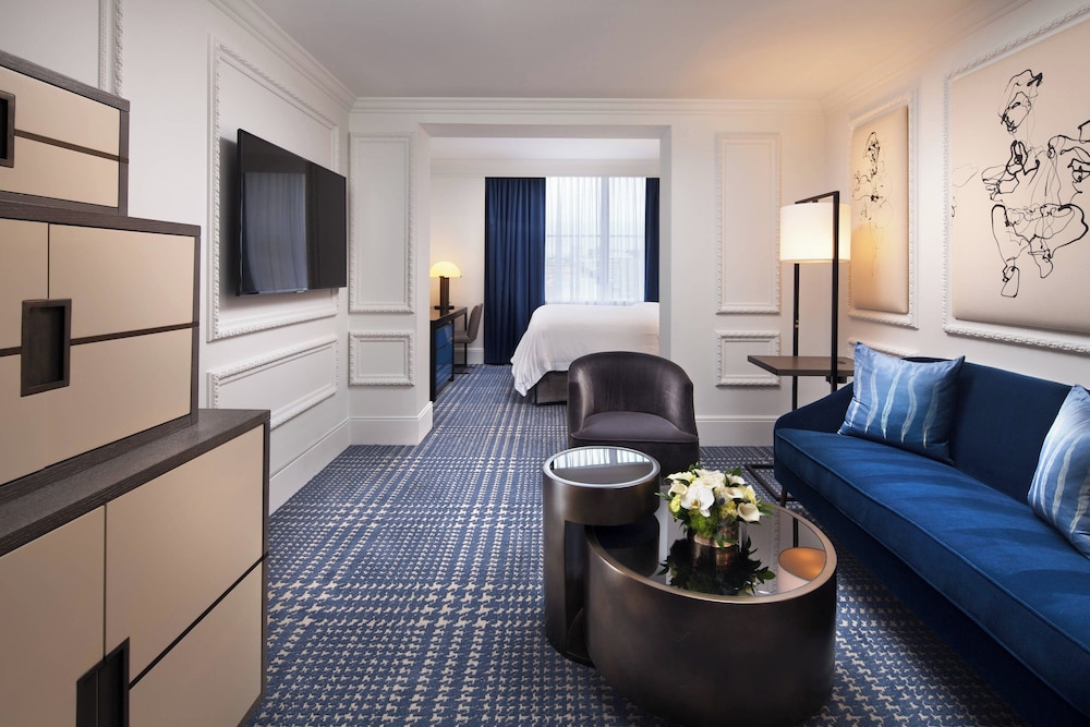 Junior Suite, 1 King Bed