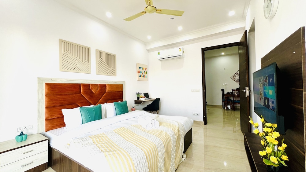 Premier One Bedroom Apartment - Photo 1