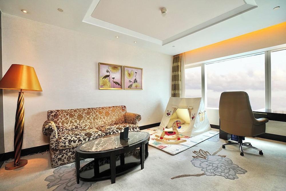Business Suite, 1 Bedroom, Club Lounge Access (Kids Theme) - Photo 3