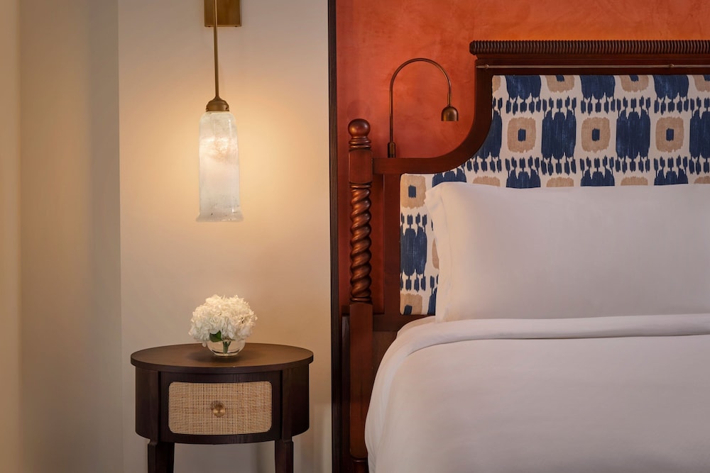 Classic Room, 1 Queen Bed, Garden View - Photo 7