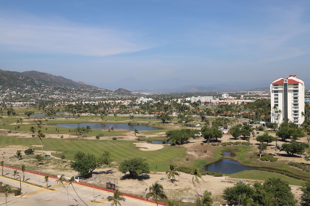 Platinum Golf View King - Photo 2
