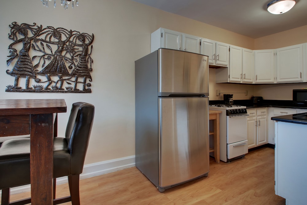 Deluxe Suite, 1 Bedroom, City View