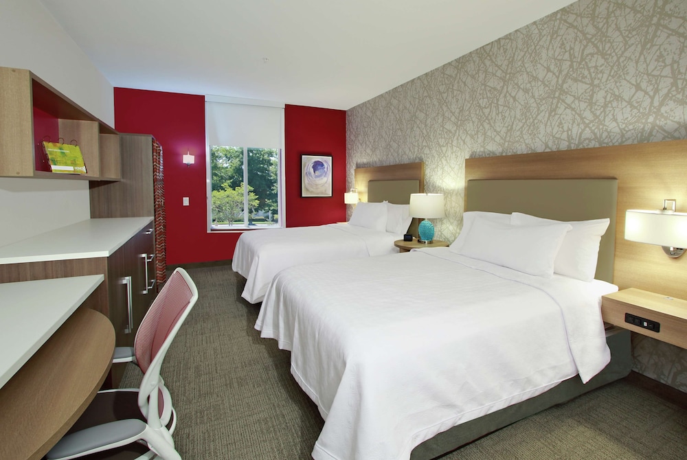 Studio, 2 Queen Beds, Accessible, Bathtub