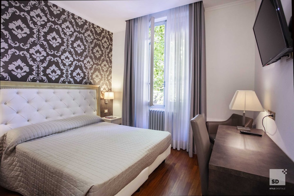 Prestige Double Room - Photo 3