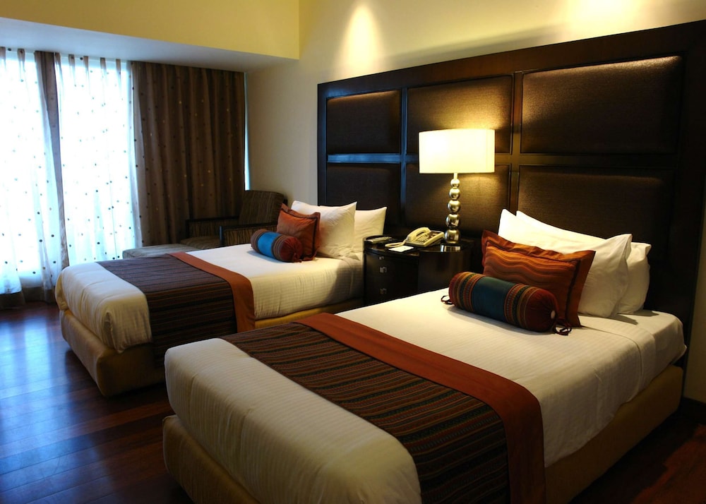 Executive Club Twin Room - Photo 1