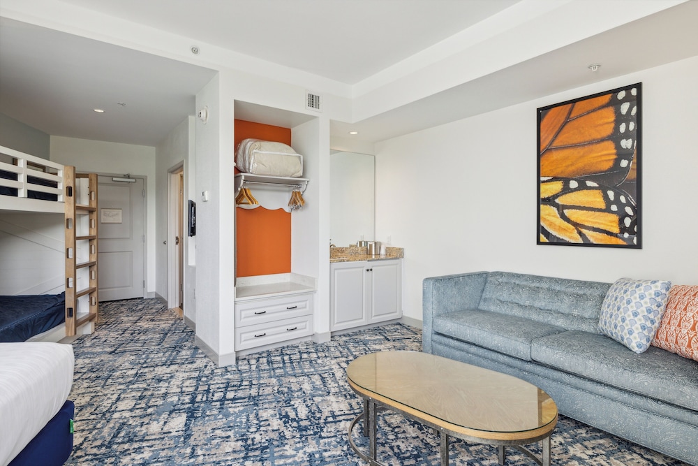 DMR Junior Suite