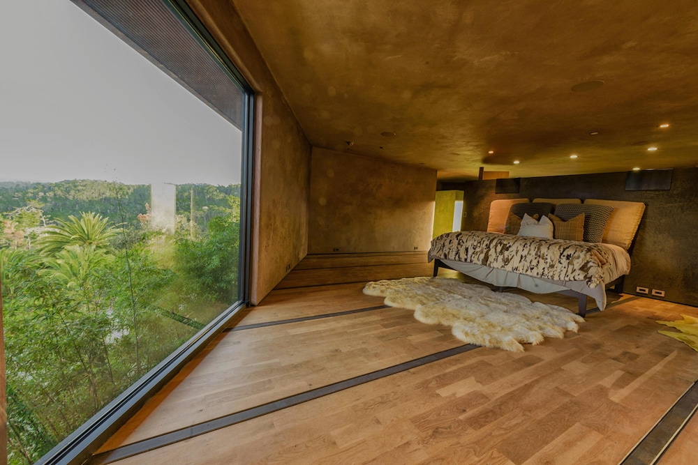 House, Multiple Beds, Ocean View (LX21: 360 Ocean View) photo 1