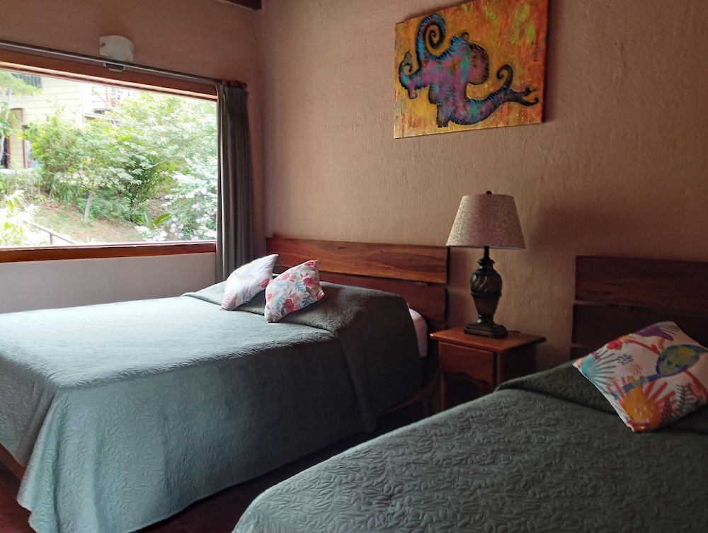 Standard Room, Multiple Beds, Garden View, Ground Floor - Photo 1